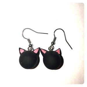 HANDMADE SPOOKY CAT EARRINGS!
